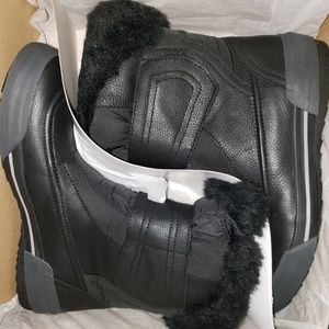 BRAND NEW CLARK'S BOOTS